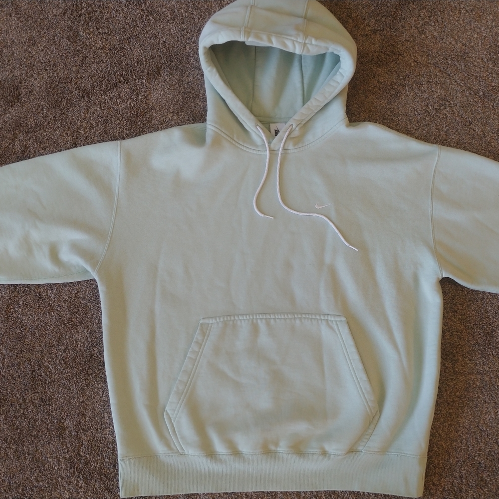 Nike mint pullover